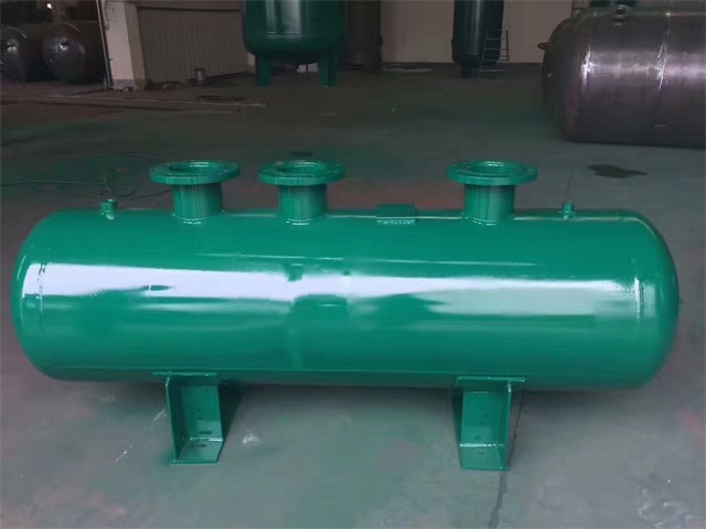 1679991473376569.jpeg 乌当乌当乌当蒸汽分气缸1.jpeg